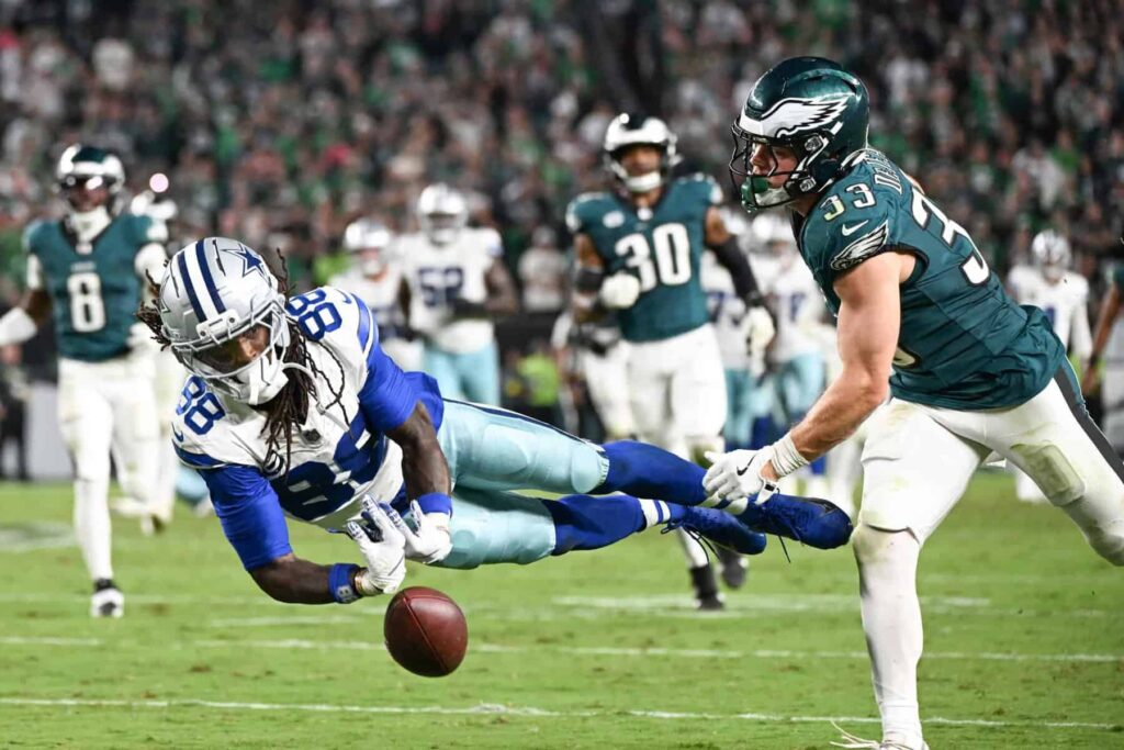 CeeDee Lamb Diving Effort vs Eagles