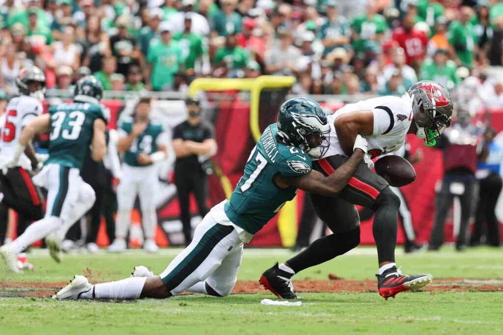 Eagles Quinyon Mitchell vs Bucs